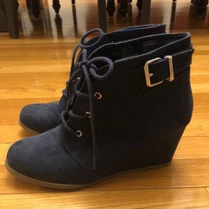 Women’s Shoes